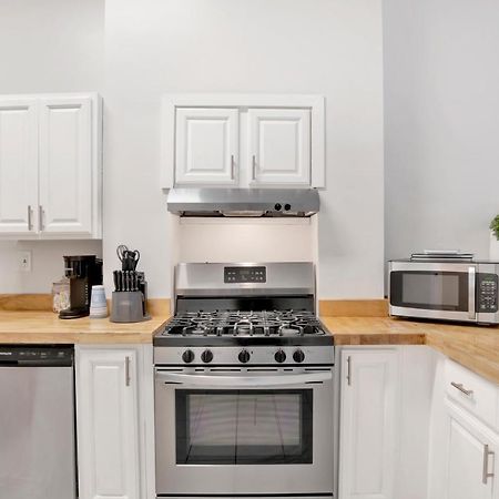 Stars On State In The Heart Of Downtown Apartment โมบิล ภายนอก รูปภาพ