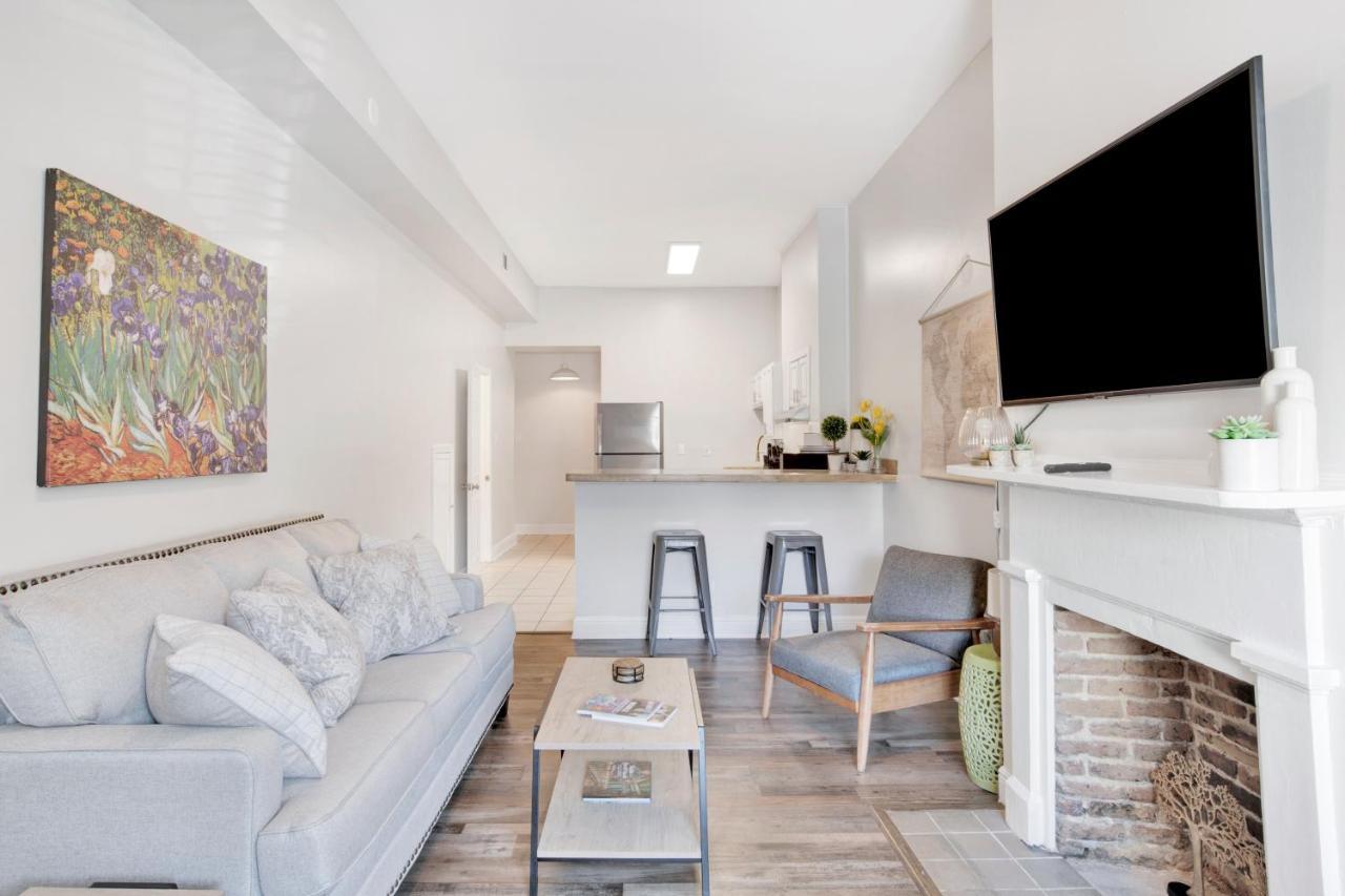 Stars On State In The Heart Of Downtown Apartment โมบิล ภายนอก รูปภาพ